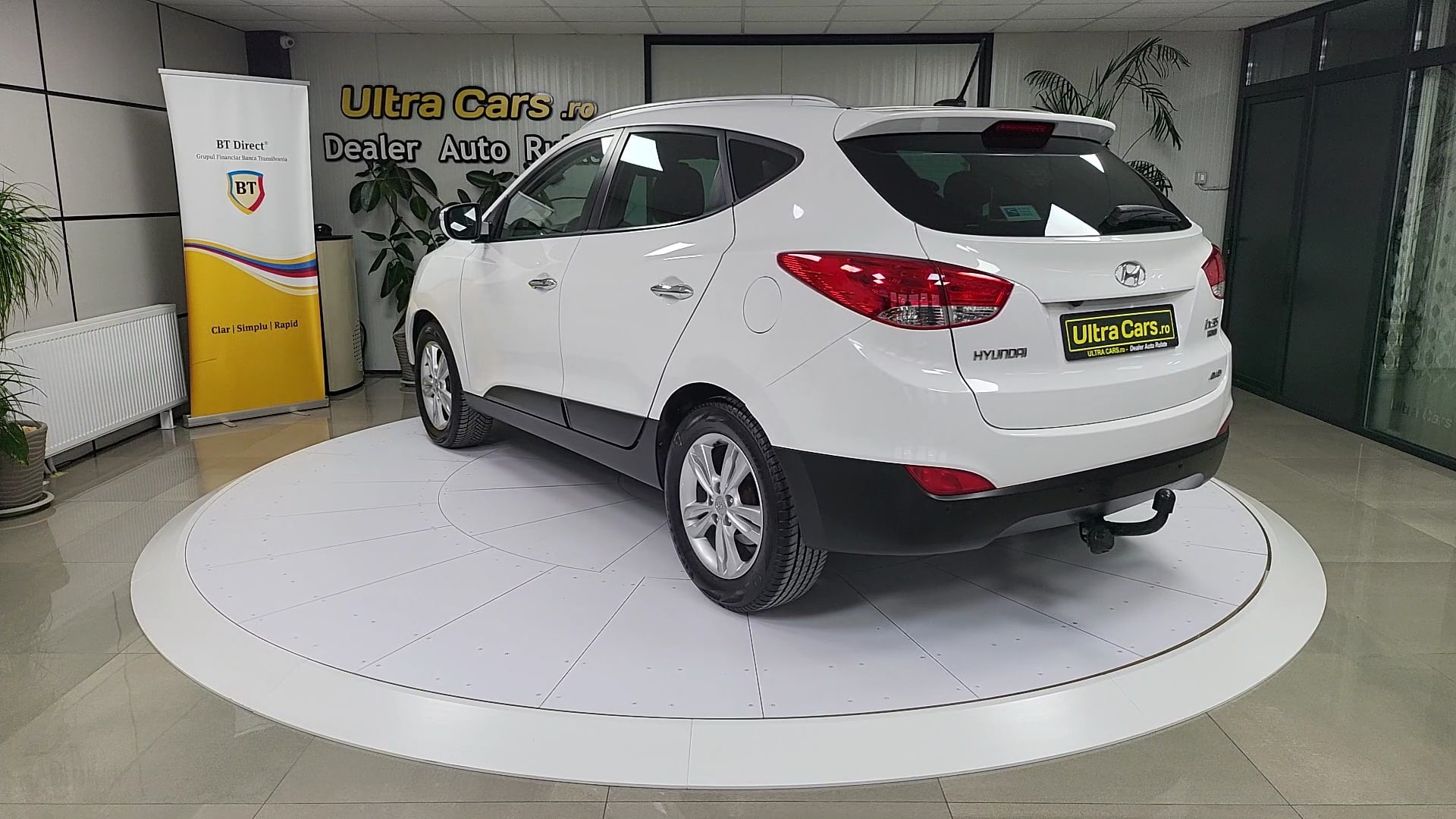 - Hyundai ix35 2.0CRDi ,4WD, Automat, ‘’Premium Edition’’.